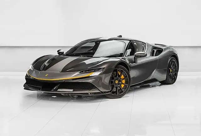 Ferrari SF90 Stradale Grau