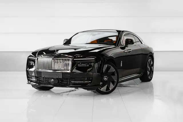 Rolls-Royce Spectre Schwarz